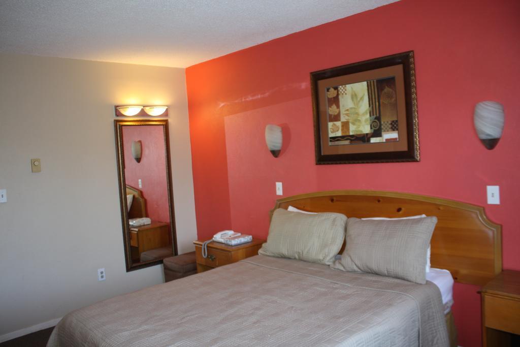 Coquitlam Sleepy Lodge Phòng bức ảnh