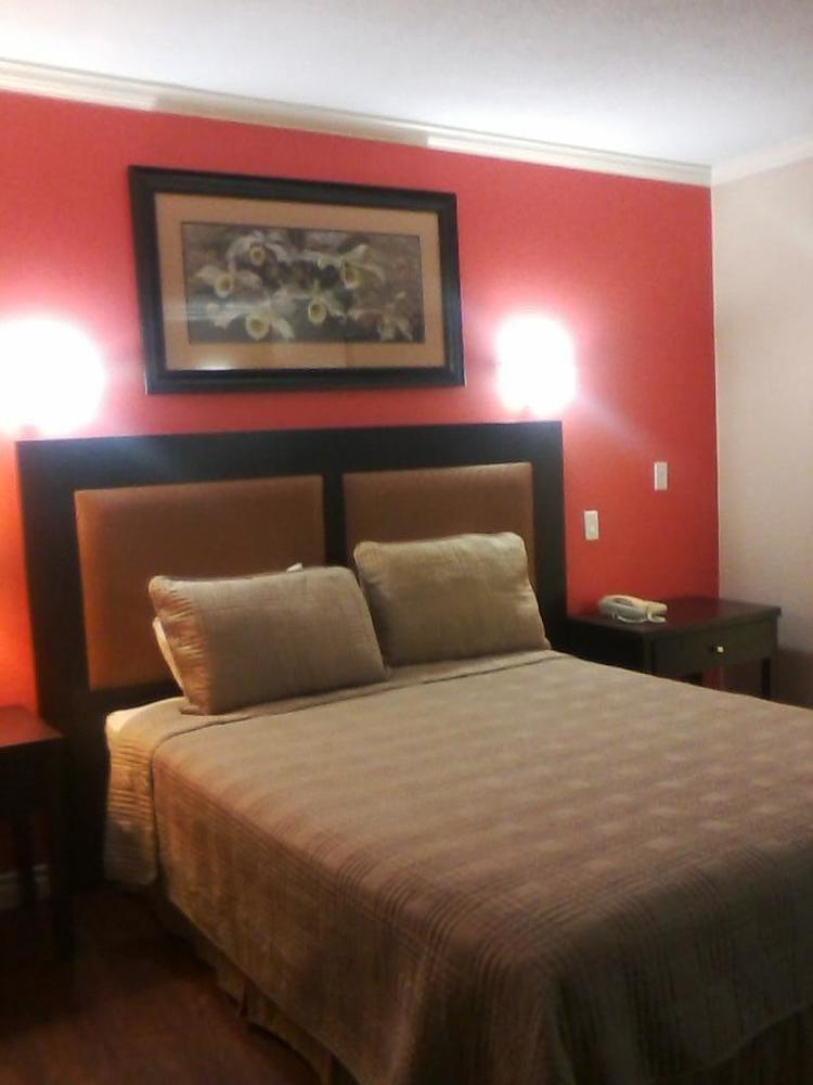 Coquitlam Sleepy Lodge Ngoại thất bức ảnh