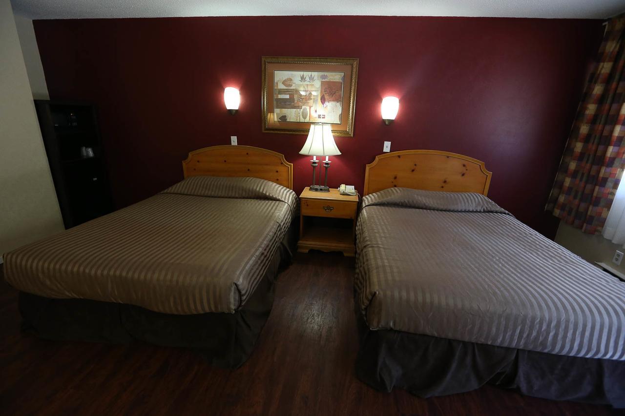 Coquitlam Sleepy Lodge Ngoại thất bức ảnh