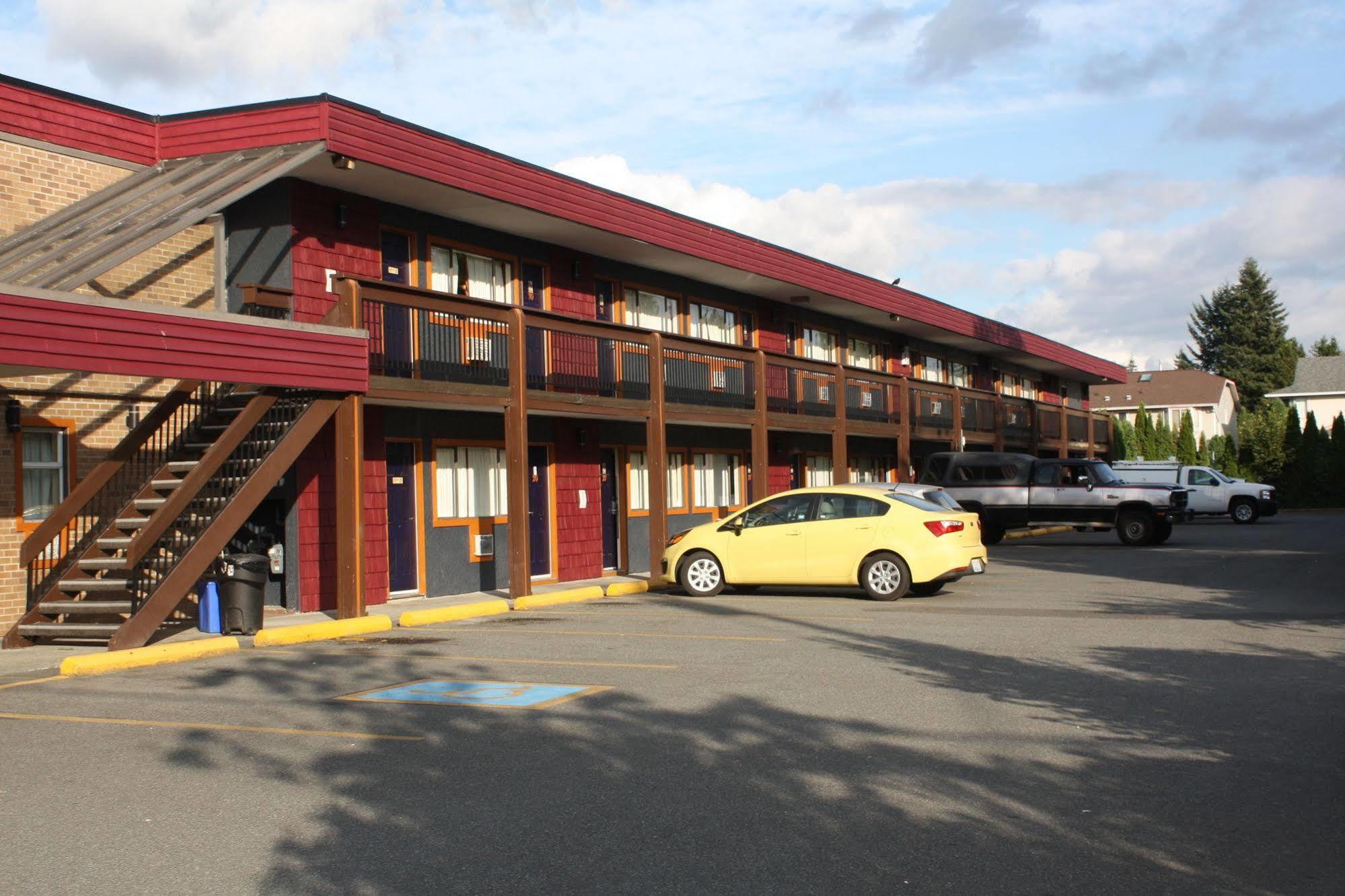 Coquitlam Sleepy Lodge Ngoại thất bức ảnh