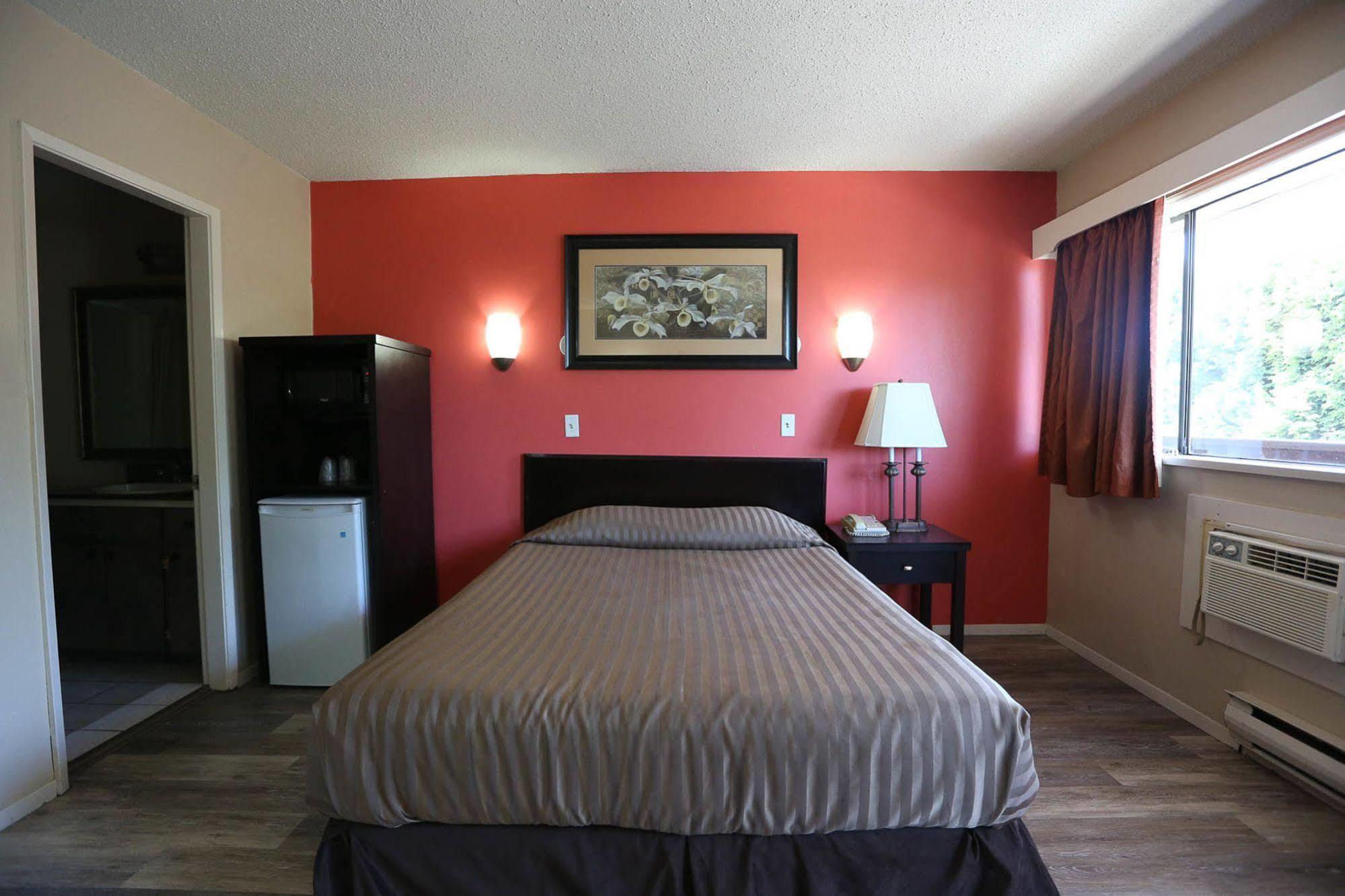 Coquitlam Sleepy Lodge Ngoại thất bức ảnh